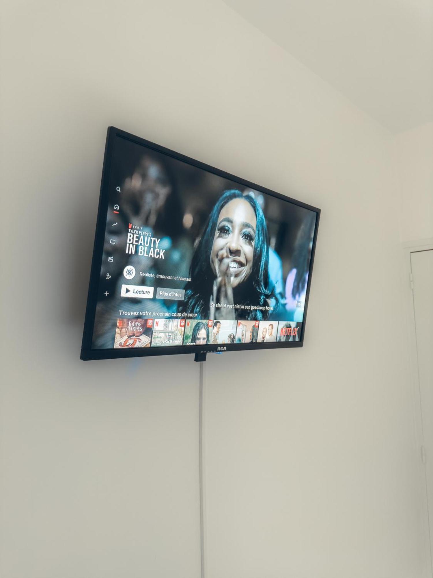 Lava Studio Poitiers Luaran gambar