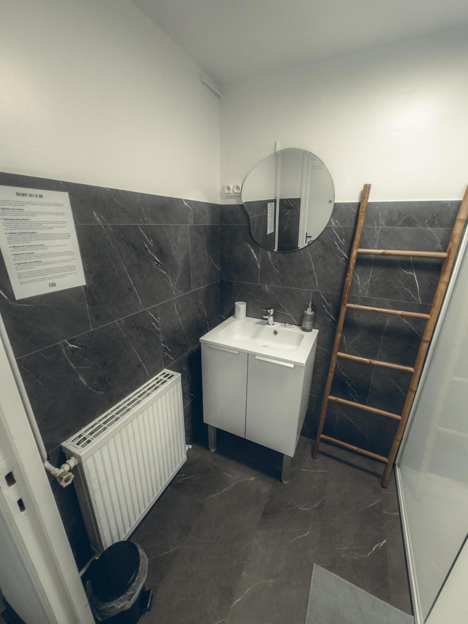 Lava Studio Poitiers Luaran gambar