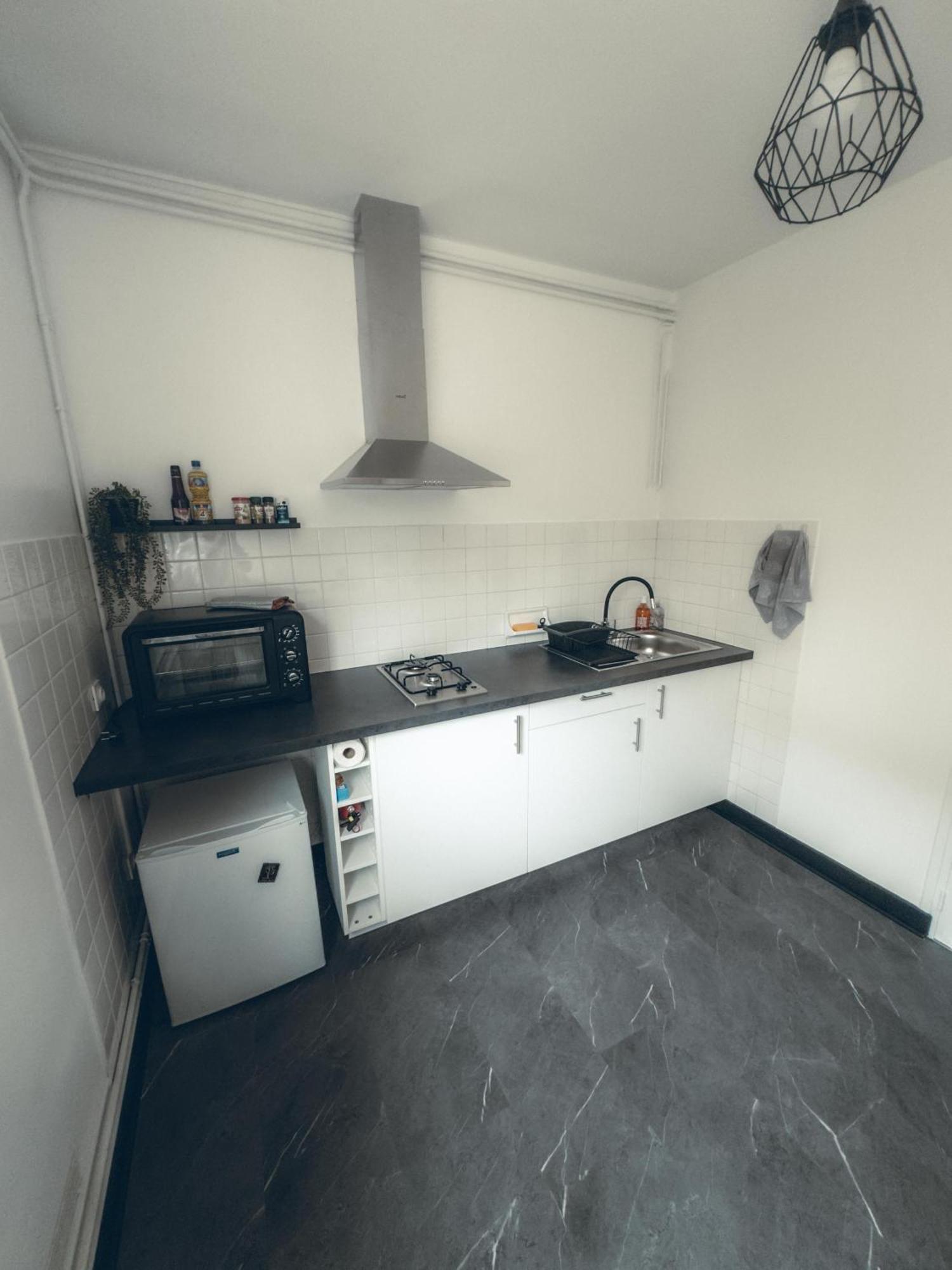 Lava Studio Poitiers Luaran gambar