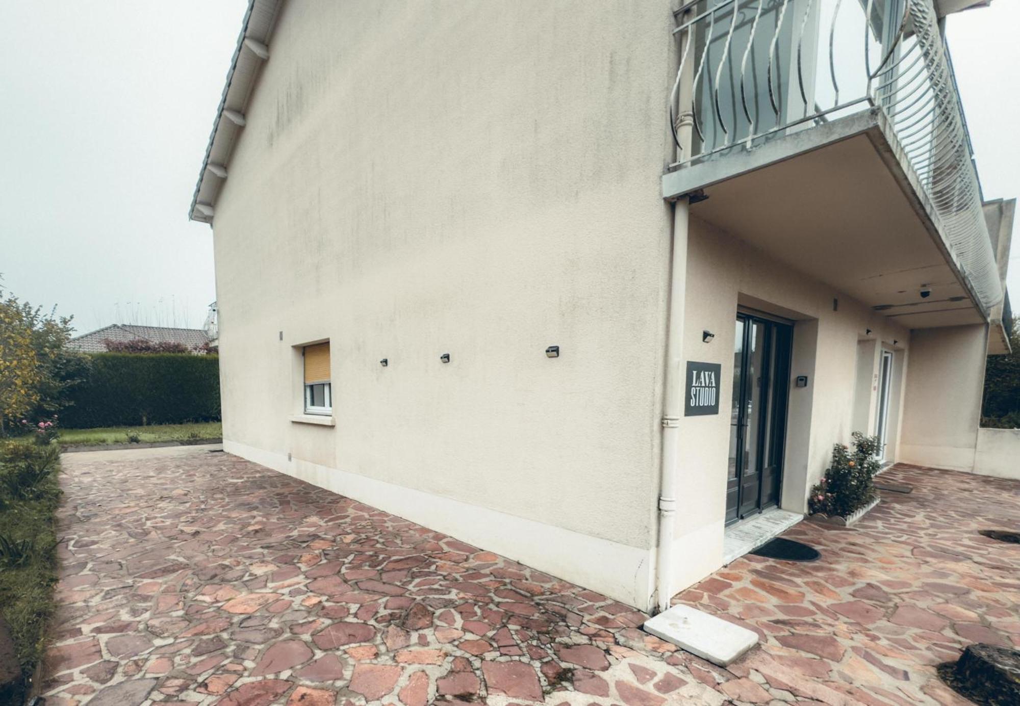 Lava Studio Poitiers Luaran gambar