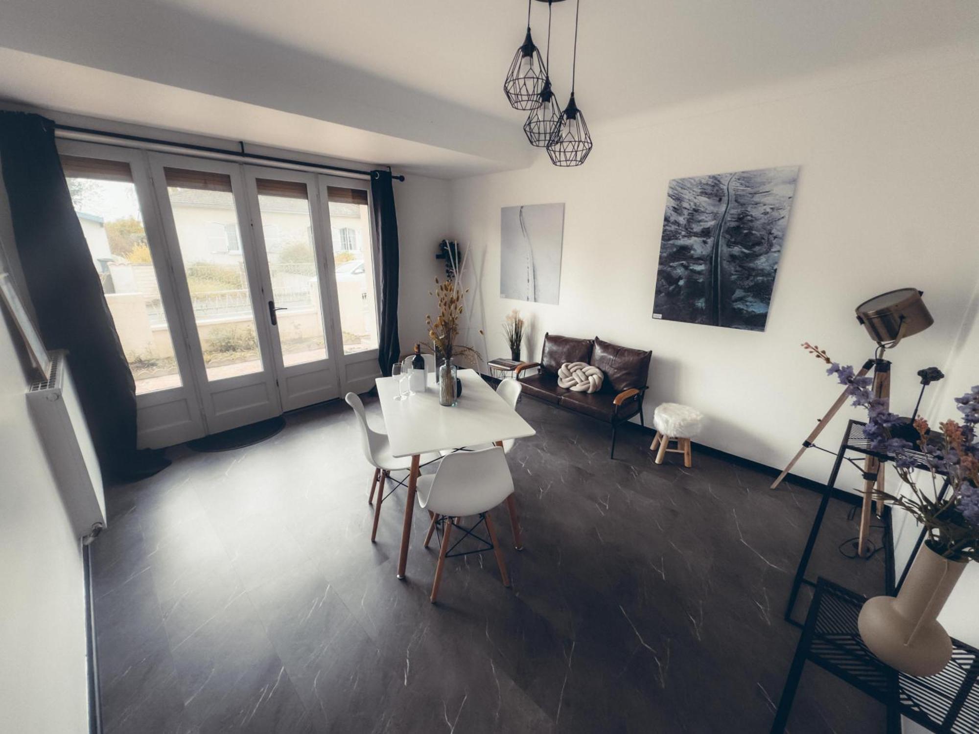 Lava Studio Poitiers Luaran gambar